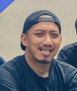 Galih “Emji”